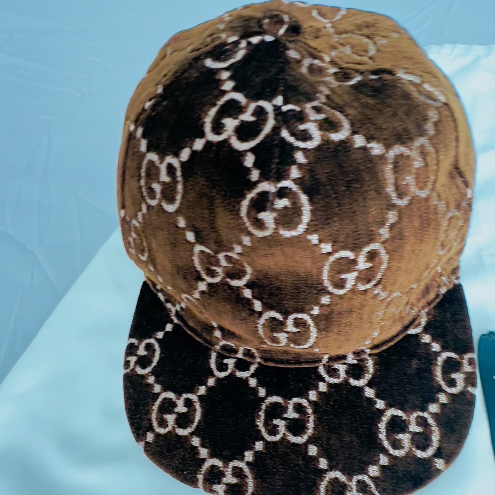 Gucci Brown Velvet Monogram Hat - Picture 3 of 7